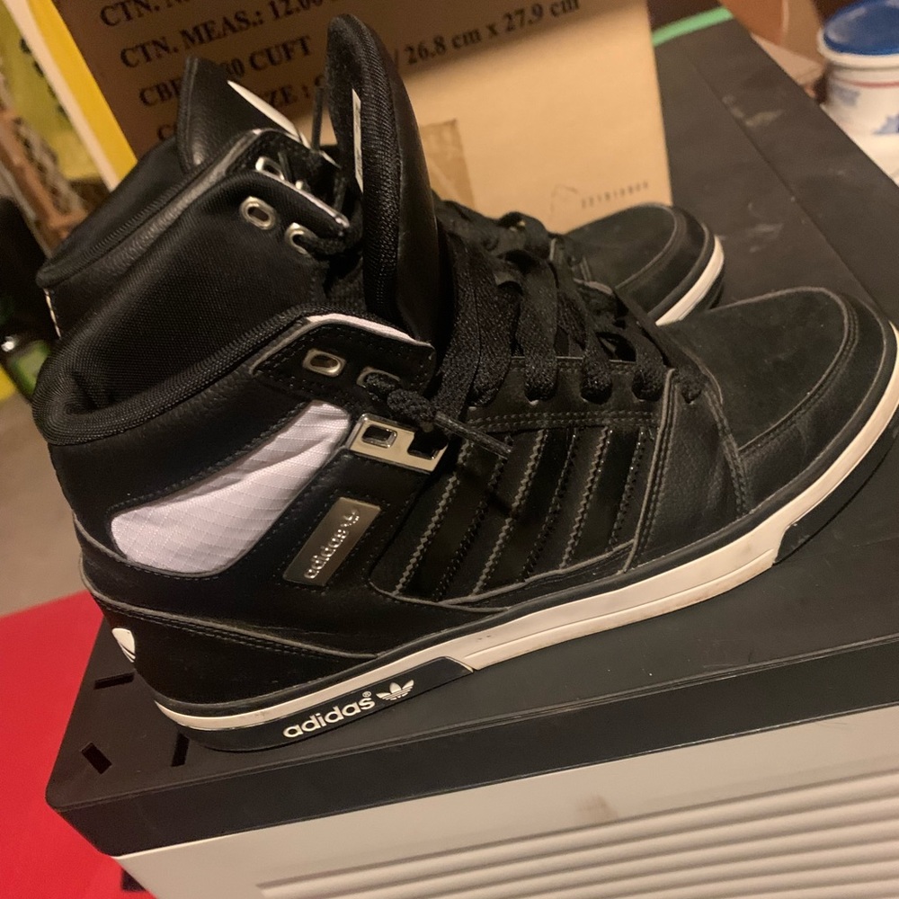 RARE ADIDAS RETRO HI TOP